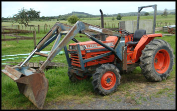KUBOTA L3250 PIERŚCIENIE I TŁOKI